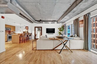 850 Aliceanna St, Unit 603 in Baltimore, MD - Building Photo - Building Photo
