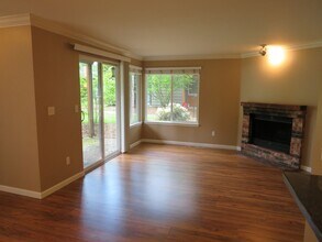 10816 NE 147th Ln in Bothell, WA - Building Photo - Building Photo