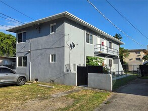 150 NE 82nd Terrace in Miami, FL - Building Photo - Building Photo