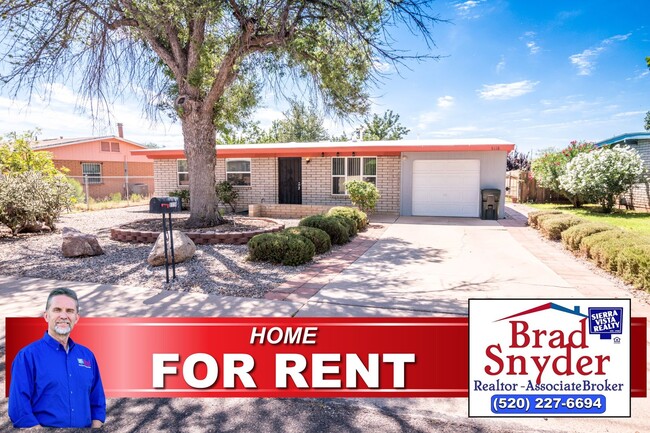 property at 5118 E Evergreen Dr
