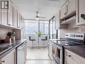 133 Torresdale Ave in Toronto, ON - Building Photo - Building Photo