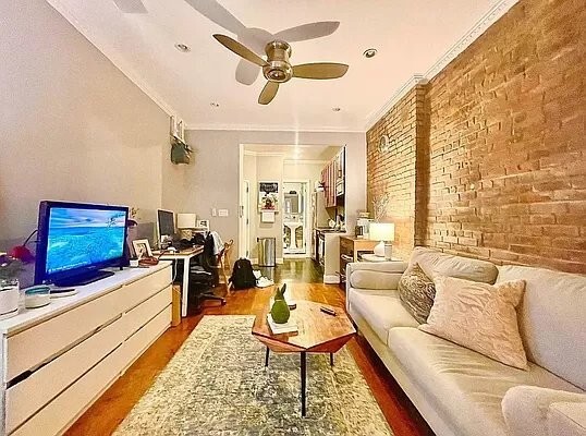 493 2nd Ave in New York, NY - Foto de edificio