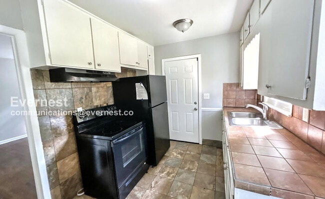 1225 Linwood St in Birmingham, AL - Building Photo - Building Photo