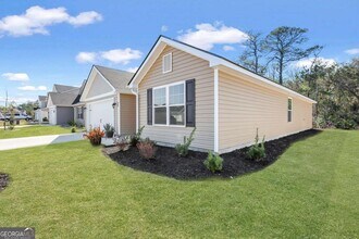 56 Hayden Dr in St. Marys, GA - Building Photo - Building Photo