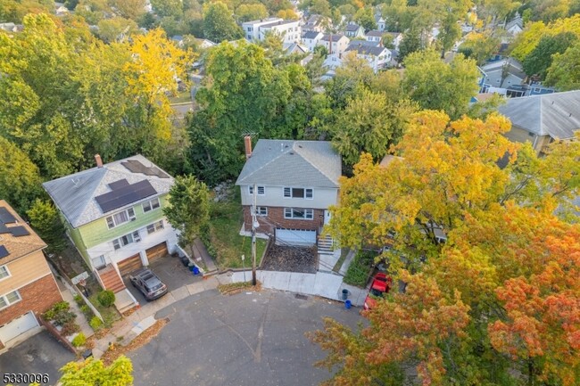 22 Crescent Ct in Newark, NJ - Building Photo - Building Photo