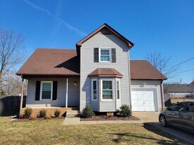 907 Desota Ln in Oak Grove, KY - Building Photo