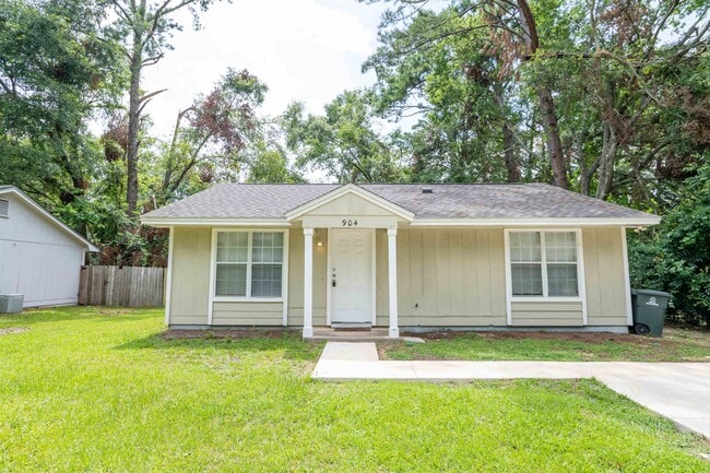 property at 904 Pow Wow Trail