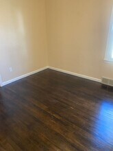 7611 Lamphere in Detroit, MI - Foto de edificio - Building Photo