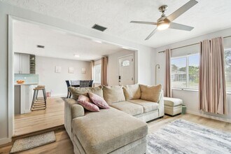 4535 33rd Ave N in St. Petersburg, FL - Building Photo - Building Photo
