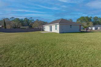 86016 Graham Ct in Yulee, FL - Building Photo - Building Photo