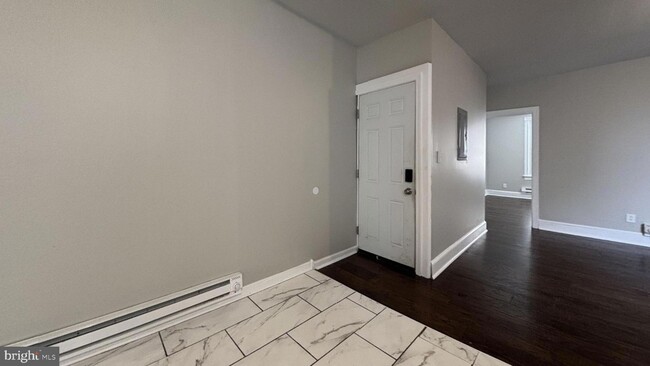 1915 W Erie Ave in Philadelphia, PA - Building Photo - Building Photo