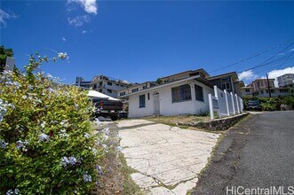 1044 Green St in Honolulu, HI - Building Photo - Building Photo