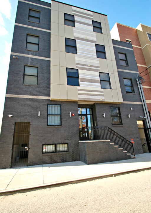 1407 N 15th St in Philadelphia, PA - Building Photo