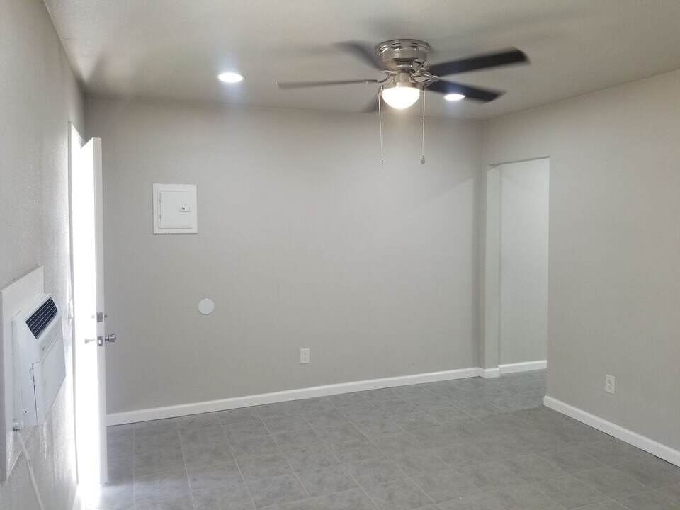 931 G St in Brawley, CA - Building Photo