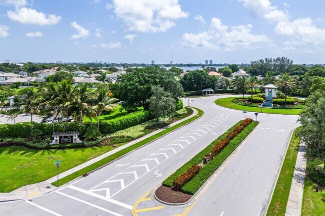 3098 Gin Berry Way in West Palm Beach, FL - Building Photo - Building Photo