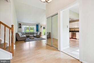 15120 Watergate Rd in Silver Spring, MD - Building Photo - Building Photo