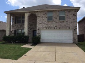 10616 Park City Trl in Fort Worth, TX - Building Photo