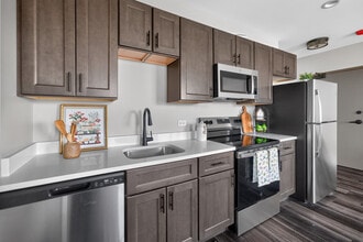 1430 DeKalb Ave in Sycamore, IL - Building Photo - Building Photo