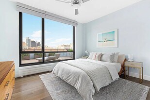 50 Greenpoint Ave in Brooklyn, NY - Building Photo