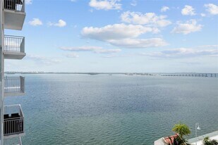 1111 Brickell Bay Dr, Unit 709 in Miami, FL - Building Photo