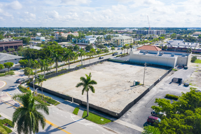 850 Central in Naples, FL - Building Photo - Building Photo