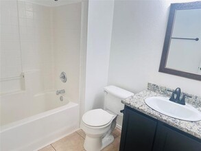 1002 Mazourka Dr in Arlington, TX - Building Photo - Building Photo