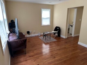 4318 23rd Pkwy in Temple Hills, MD - Building Photo - Building Photo