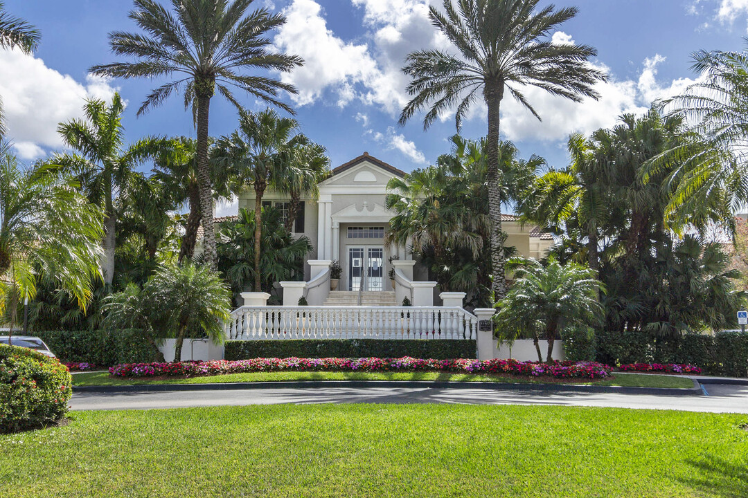 The Hamptons on Heron Bay in Coral Springs, FL - Foto de edificio