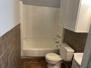 216 Meadowdale Dr in Warner Robins, GA - Building Photo - Building Photo