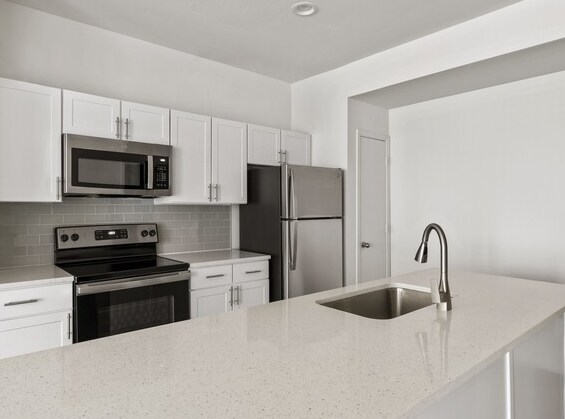 5725 Martin Rd in Plano, TX - Building Photo