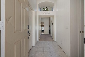 7646 E Covina St in Mesa, AZ - Building Photo - Building Photo