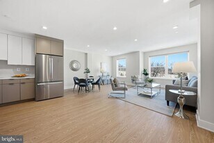 2134 Wisconsin Ave NW in Washington, DC - Building Photo