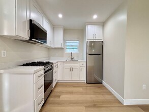 17927 Welby Way in Los Angeles, CA - Building Photo - Building Photo