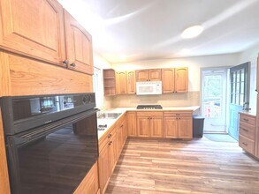 114 Palmer Rd in Chaplin, CT - Building Photo - Building Photo