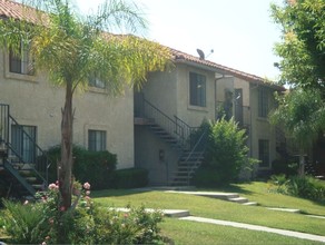 Westcourt Apartments in Colton, CA - Building Photo - Building Photo