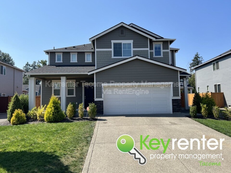 16128-16181 81 Ave E in Puyallup, WA - Building Photo