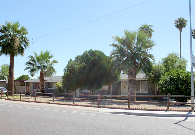 6601 E Osborn Rd in Scottsdale, AZ - Building Photo - Building Photo