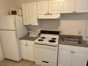 1929 E Dauphin St, Unit 2nd Floor in Philadelphia, PA - Foto de edificio - Building Photo