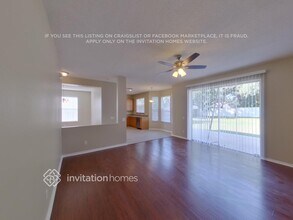 1041 Grand Canyon Dr in Valrico, FL - Building Photo - Building Photo