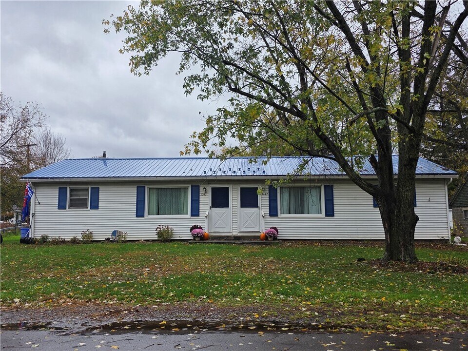 3047 Butler Ave in Horseheads, NY - Building Photo