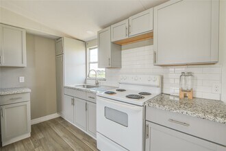 614 Rd 5707 in Cleveland, TX - Building Photo - Building Photo