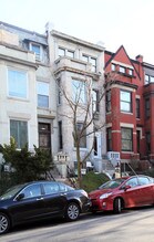 2731 Ontario Rd NW in Washington, DC - Building Photo - Building Photo