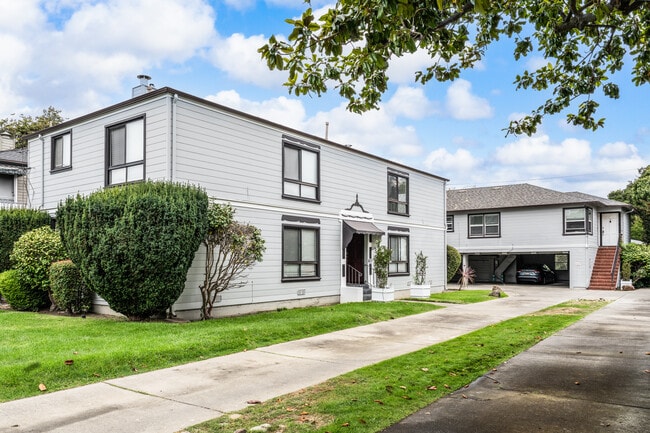 1607 Santa Clara Ave