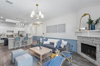 2402 Blue Holly Dr in Corinth, TX - Building Photo - Building Photo