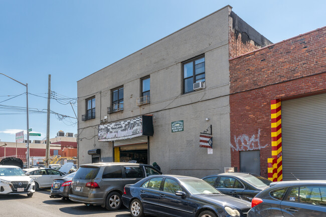 18 Beadel St in Brooklyn, NY - Building Photo - Building Photo