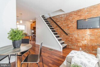 1725 Webster St in Philadelphia, PA - Building Photo - Building Photo