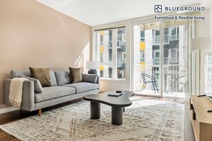 12258 NE 12th Ln, Unit SI FL3-ID911 in Bellevue, WA - Building Photo