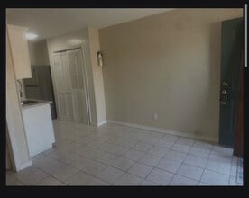 6760 Prutzman Rd in Beaumont, TX - Building Photo - Building Photo