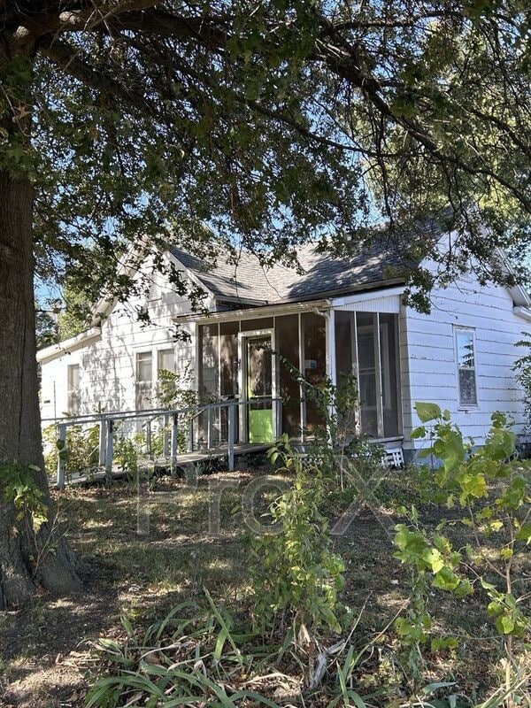property at 311 E Kansas St