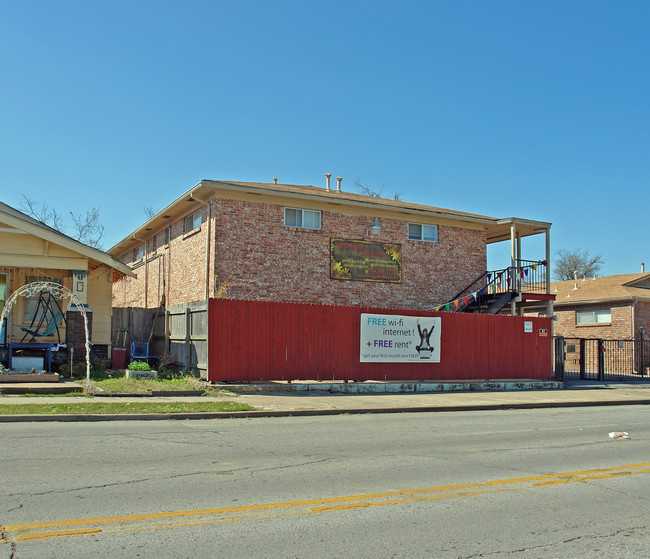 2440 E 6th St in Tulsa, OK - Building Photo - Building Photo